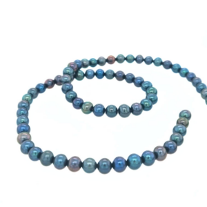 3b25 Dark freshwater pearl, 5-5,5mm, drilled through